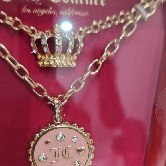 🔹️Juicy Couture🔹️ Gold Crown Necklace with Pink Pendant - Picture 7 of 7
